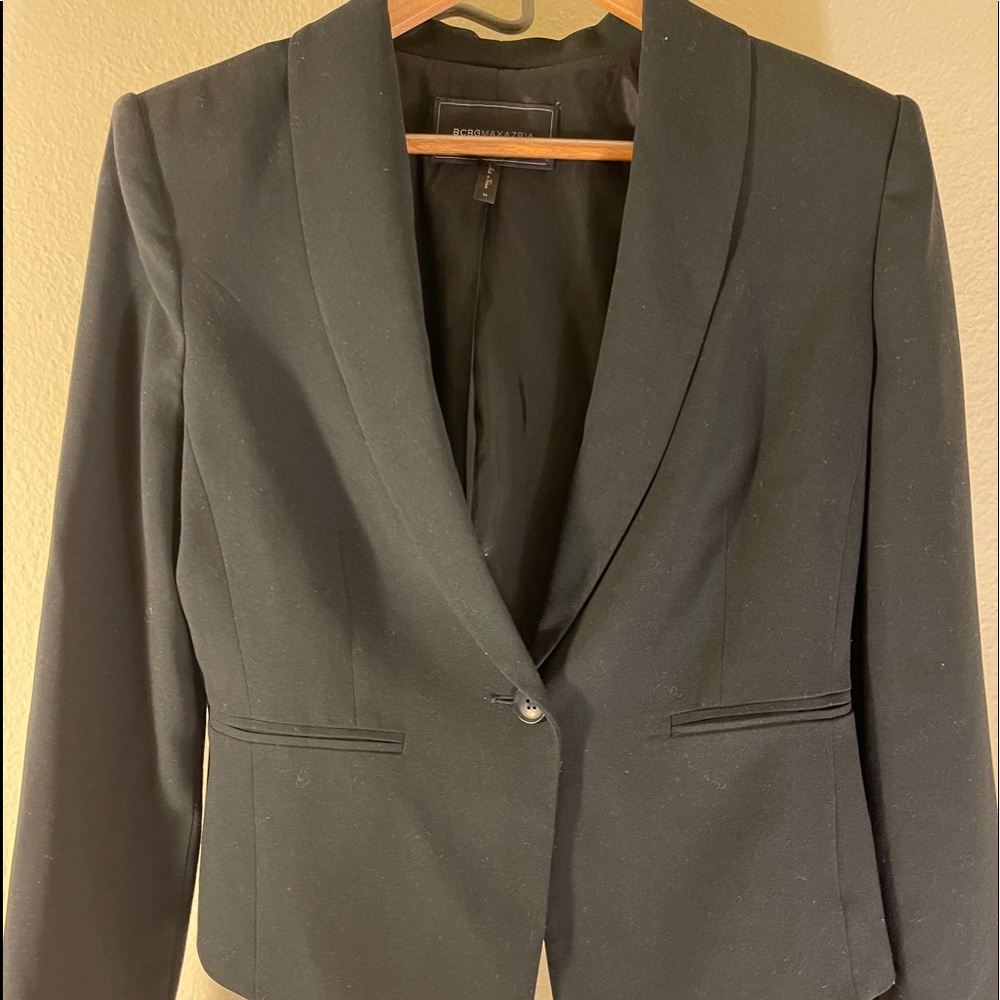 BCBGMAXAZRIA classic black blazer